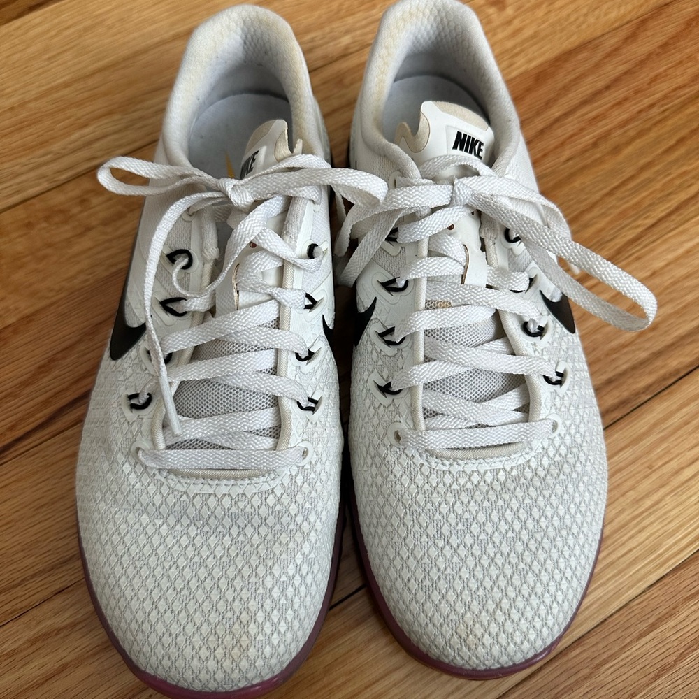 Nike Women’s White Metcon 4 Sneakers